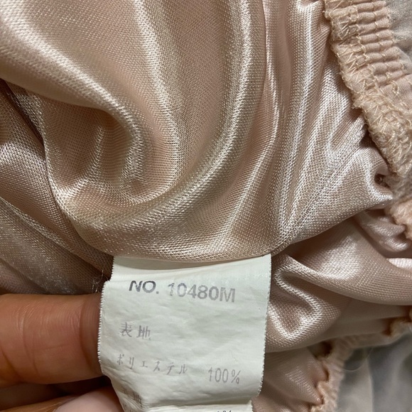 Blouse Magender size 8 M color pink similar a Beige - Picture 5 of 7